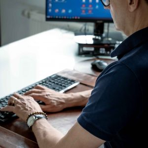 Spezialist für Apotheken und Pharmahandel_Henning_Deuster